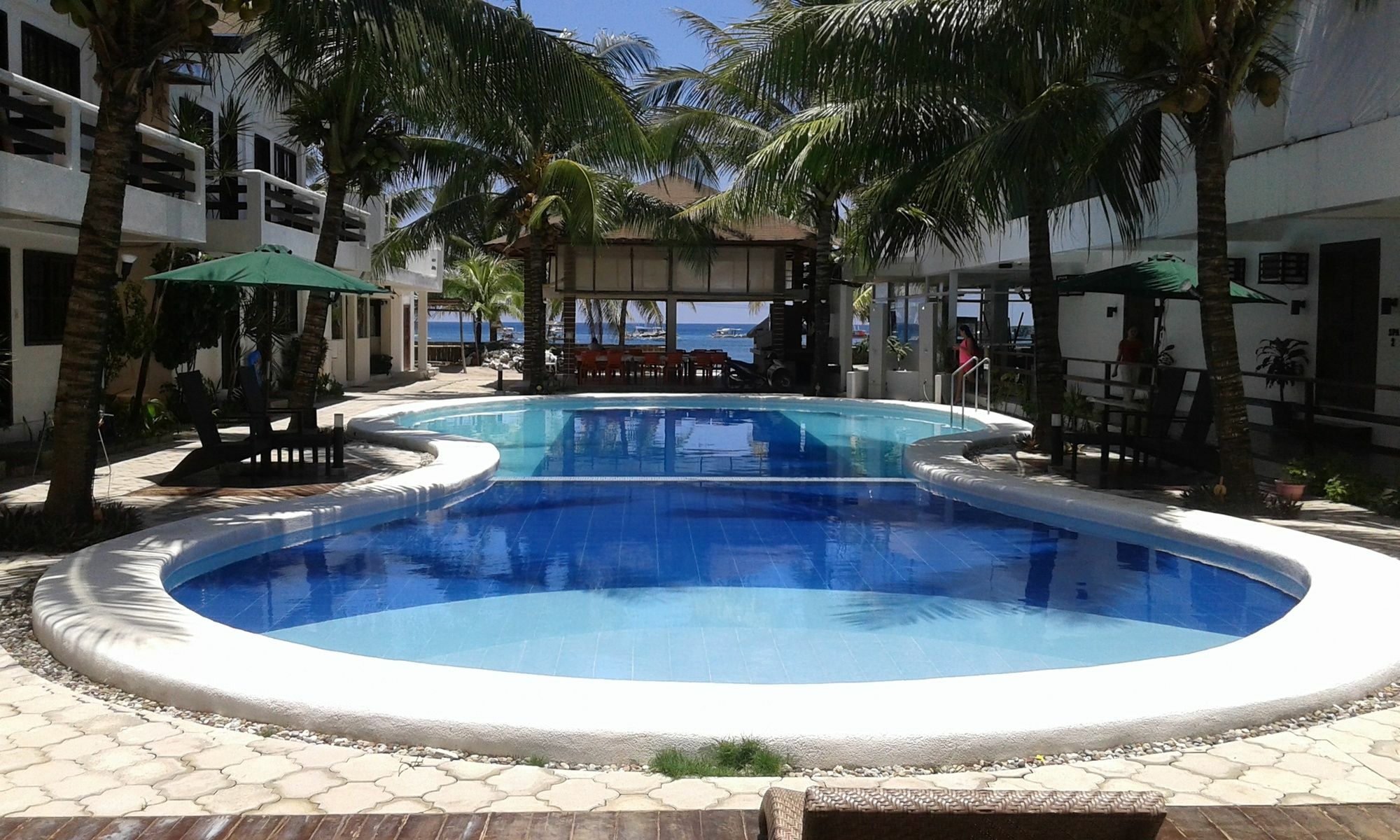 Feliness Resort Manoc-Manoc Екстериор снимка