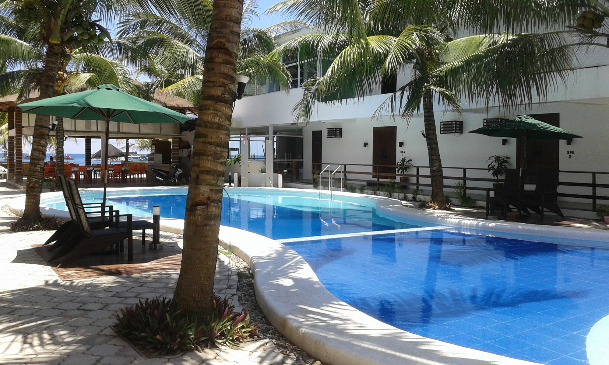 Feliness Resort Manoc-Manoc Екстериор снимка