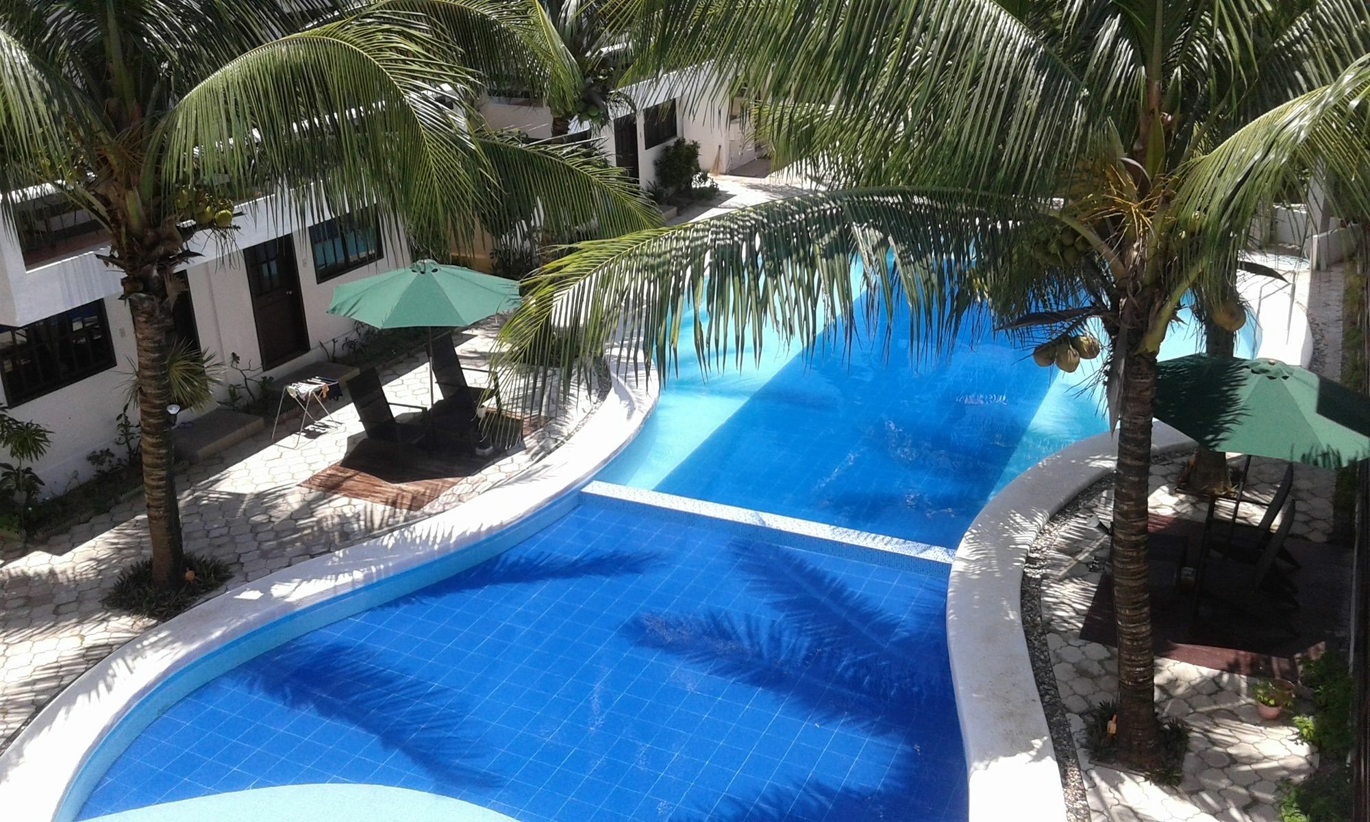 Feliness Resort Manoc-Manoc Екстериор снимка